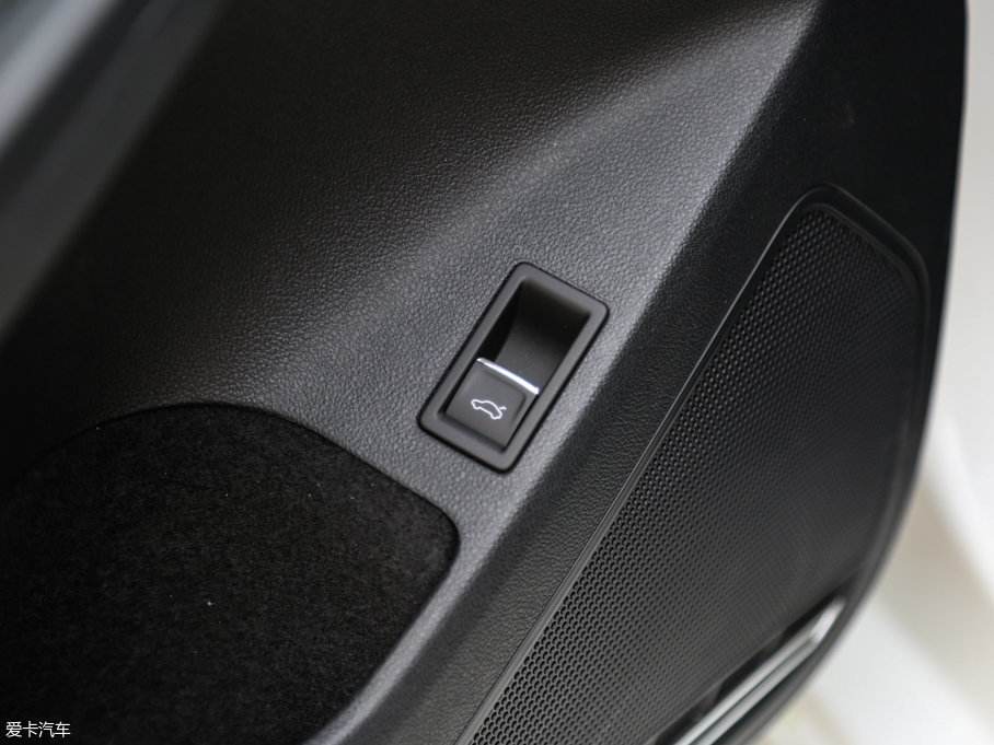 2016v 280TSI ԄR-Line