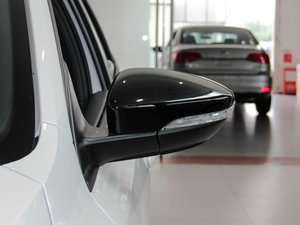 2016280TSI ԄR-Line ^