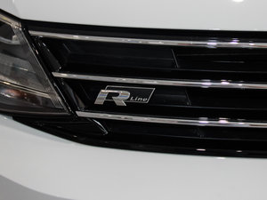 2016280TSI ԄR-Line ^