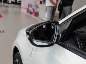 2016280TSI ԄR-Line ^