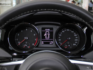 2016280TSI ԄR-Line п؅^(q)