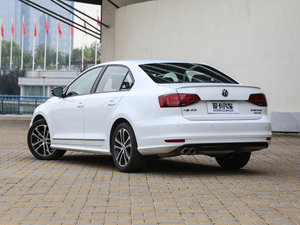 2016款280TSI 自动R-Line 左后45度