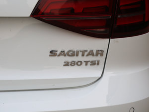 2016280TSI ԄR-Line ^