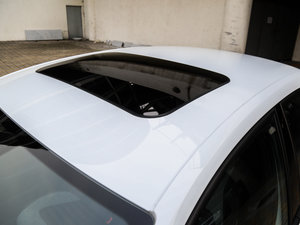 2016款280TSI 自动R-Line 车顶