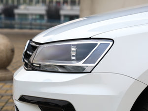 2016280TSI ԄR-Line ^