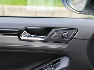 2016280TSI ԄR-Line g