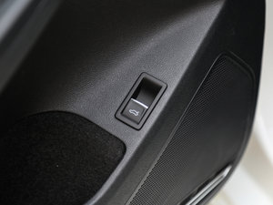 2016280TSI ԄR-Line g