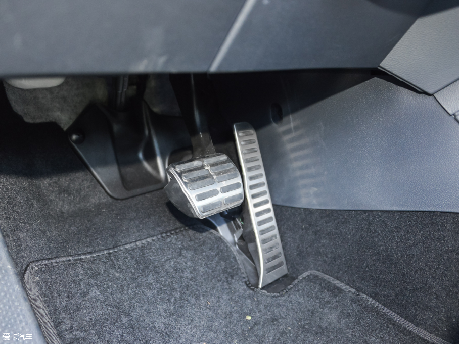 2016�����vGLI 2.0TSI GLI