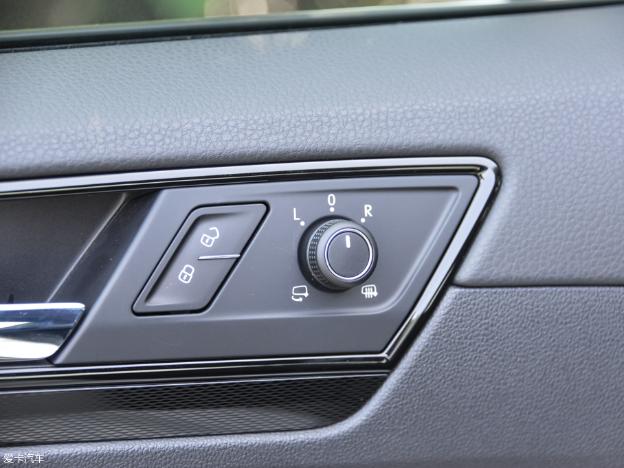 2016�����vGLI 2.0TSI GLI