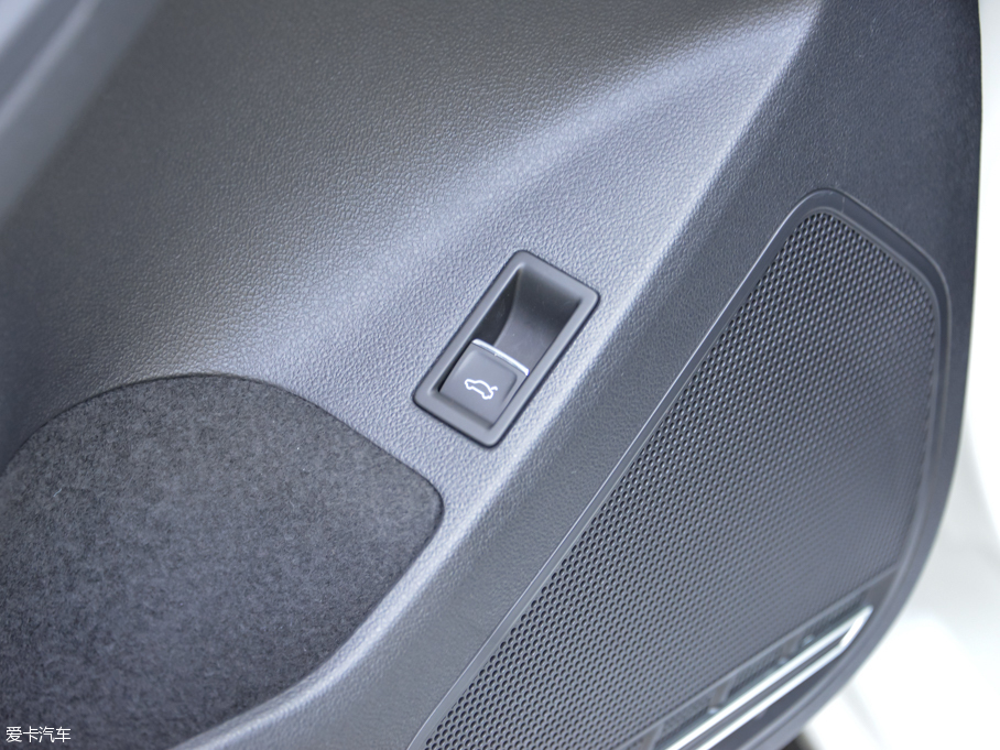 2016�����vGLI 2.0TSI GLI