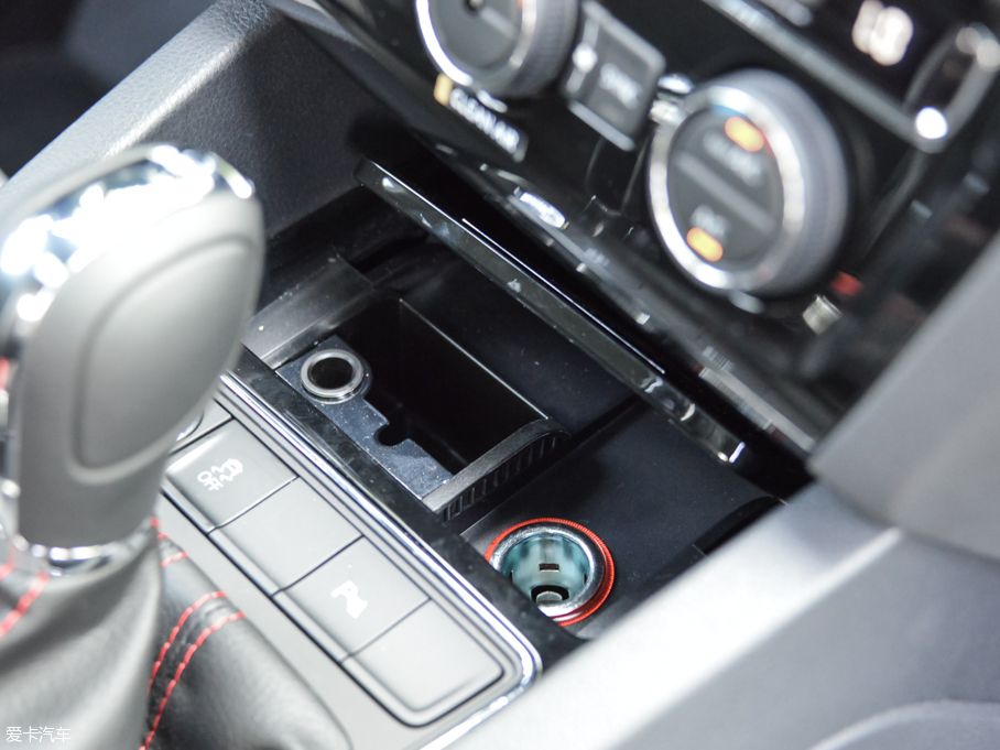 2016�����vGLI 2.0TSI GLI