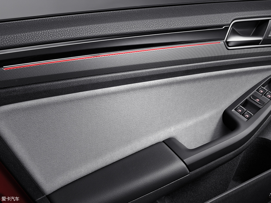 2016�����vGLI 2.0TSI GLI