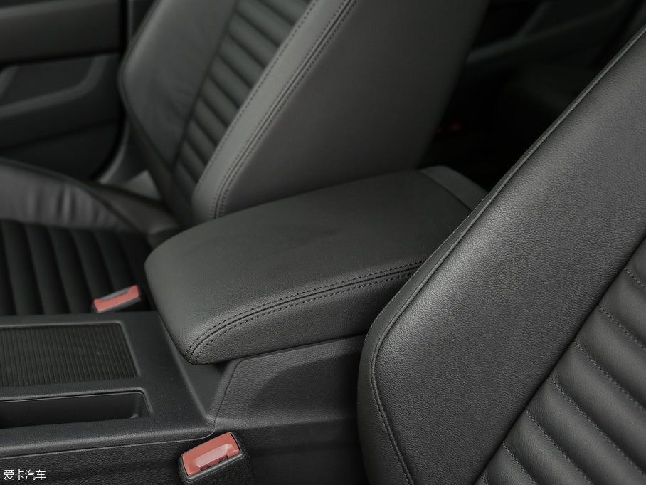 2017���~�v 330TSI DSG ���m��