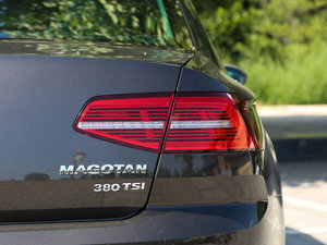 2017380TSI DSG Ş β