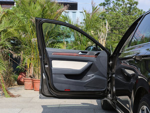 2017380TSI DSG Ş {λ܇T