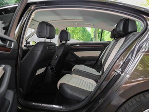 2017380TSI DSG Ş ſg