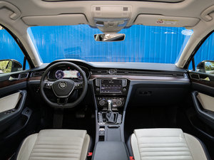 2017380TSI DSG Ş ȫ