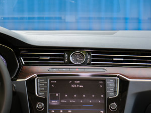 2017380TSI DSG Ş {L