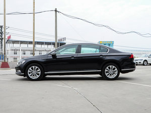 2017款330TSI DSG 豪华型 正侧（左）