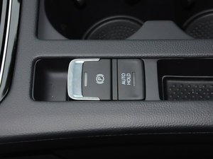 2017330TSI DSG A v܇Ƅ