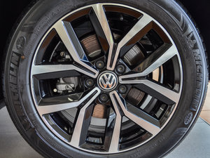 2017330TSI DSG F (x)(ji)^