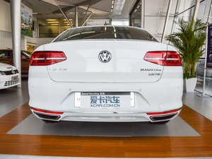 2017330TSI DSG F (x)(ji)^