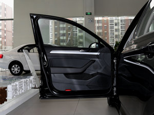 2017款280TSI DSG 舒适型 驾驶位车门