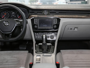 2017款380TSI DSG 豪华型 中控台