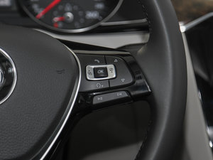 2017380TSI DSG A п؅^