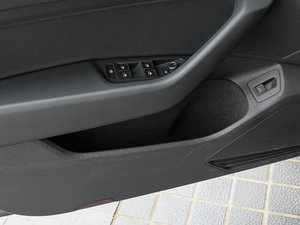 2017330TSI DSG m ǰT(mn)(ch)g