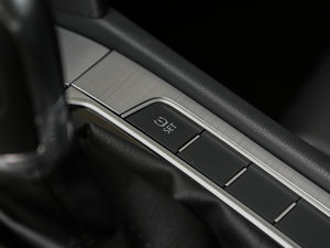 2017330TSI DSG m п؅^(q)