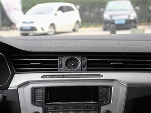 2017330TSI DSG m {(dio)L