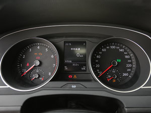 2017款330TSI DSG 舒适型 仪表