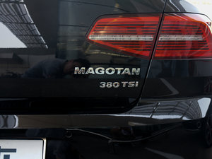 2017380TSI DSG F (ji)^