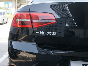 2017380TSI DSG F (ji)^