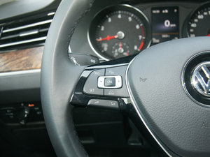 2017380TSI DSG F п؅^