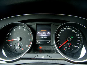 2017380TSI DSG F п؅^