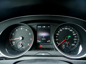 2017380TSI DSG F п؅^