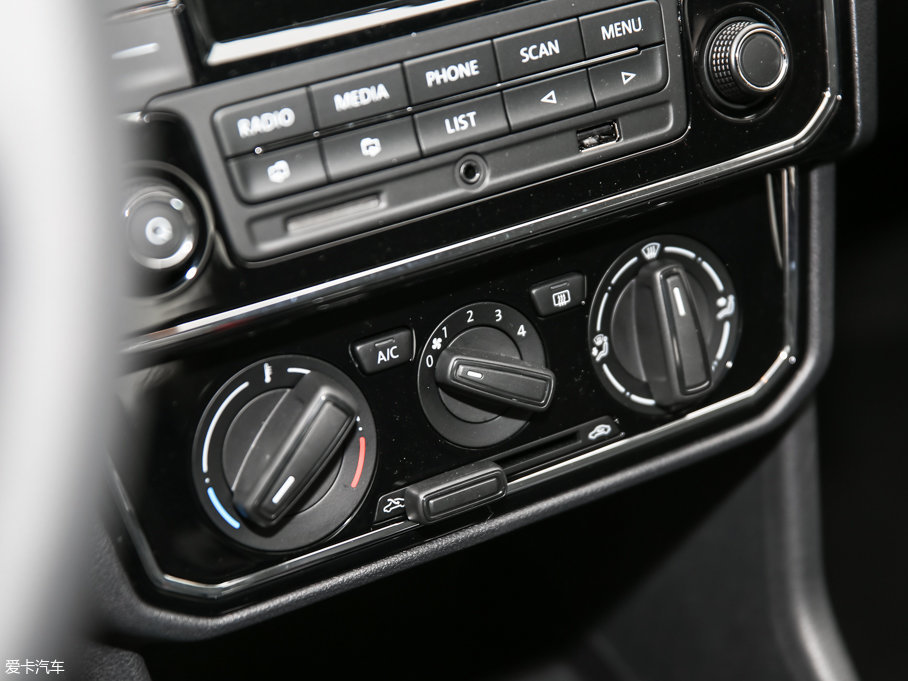 2017_(d) 1.5L Ԅ(dng)m