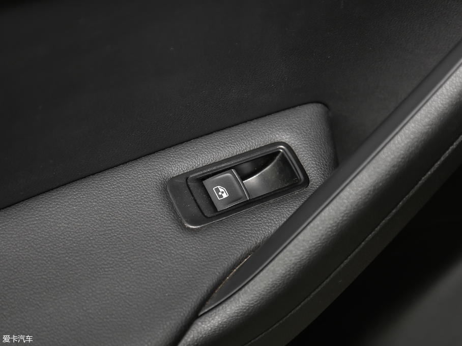 2017_(d) 1.5L Ԅ(dng)A