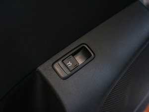 2017款1.5L 手动舒适型 空间座椅