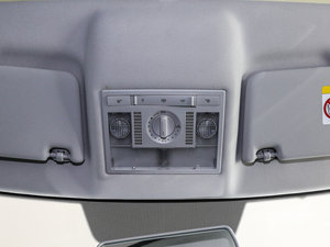 2017款1.5L 手动舒适型 空间座椅
