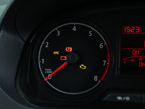 2017款1.5L 手动舒适型 中控区