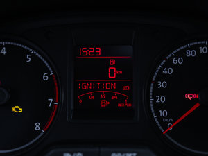 2017款1.5L 手动舒适型 中控区