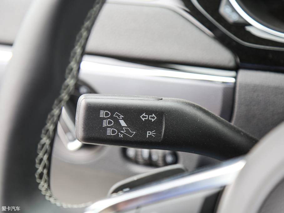 2017�����v 280TSI �Ԅ�R-Line