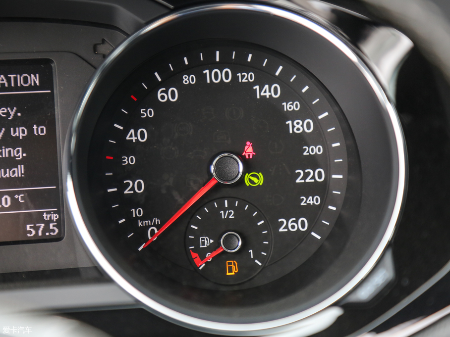 2017v 280TSI ԄR-Line