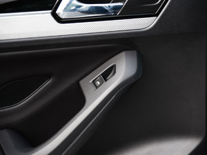 2017230TSI DSGm п؅^