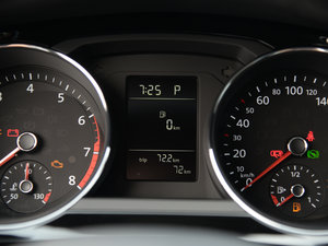 2017230TSI DSGm п؅^