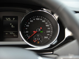 2017230TSI DSGm п؅^