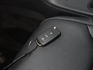 2017款230TSI DSG舒适型 车钥匙